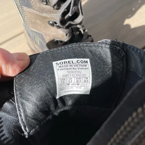 Sorel Emelie Conquest Greenish/Brown Boots - Picture 7 of 7